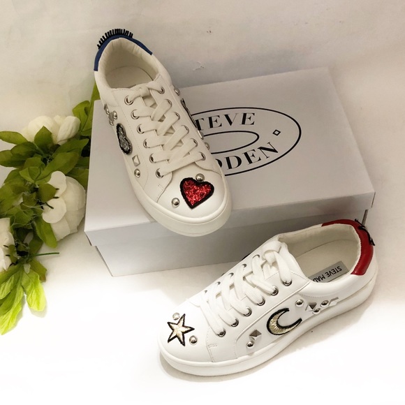Steve Madden Shoes - Steve Madden Bette white sneakers
